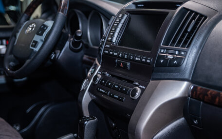 Toyota Land Cruiser 200, 2009 год, 2 600 000 рублей, 17 фотография