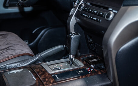 Toyota Land Cruiser 200, 2009 год, 2 600 000 рублей, 19 фотография