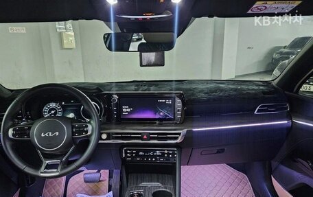 KIA K5, 2022 год, 2 300 000 рублей, 5 фотография