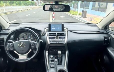 Lexus NX I, 2015 год, 2 320 000 рублей, 7 фотография