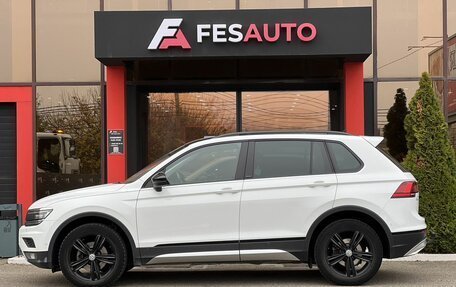 Volkswagen Tiguan II, 2020 год, 3 099 900 рублей, 2 фотография