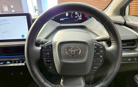 Toyota Prius IV XW50, 2022 год, 2 247 792 рублей, 10 фотография