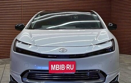 Toyota Prius IV XW50, 2022 год, 2 247 792 рублей, 8 фотография