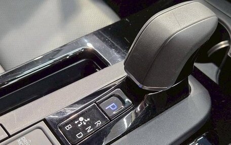 Toyota Prius IV XW50, 2022 год, 2 247 792 рублей, 25 фотография