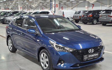 Hyundai Solaris II рестайлинг, 2021 год, 1 599 000 рублей, 3 фотография