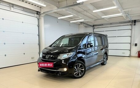 Honda Stepwgn IV, 2015 год, 2 229 000 рублей, 2 фотография