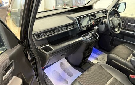 Honda Stepwgn IV, 2015 год, 2 229 000 рублей, 13 фотография