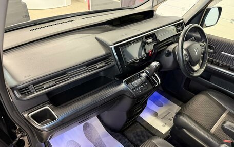 Honda Stepwgn IV, 2015 год, 2 229 000 рублей, 14 фотография