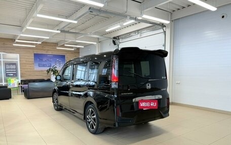 Honda Stepwgn IV, 2015 год, 2 229 000 рублей, 5 фотография