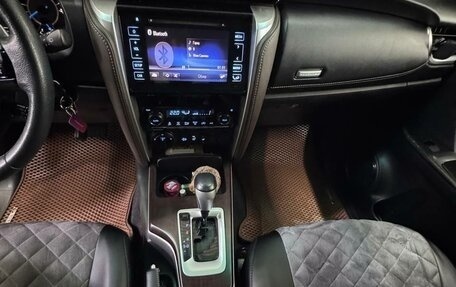 Toyota Fortuner II, 2018 год, 4 200 000 рублей, 4 фотография