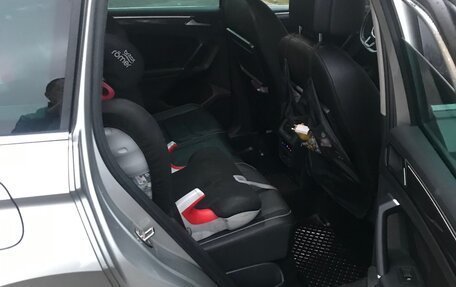 Volkswagen Tiguan II, 2018 год, 2 600 000 рублей, 15 фотография