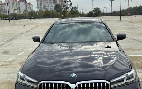 BMW 5 серия, 2021 год, 4 220 000 рублей, 4 фотография