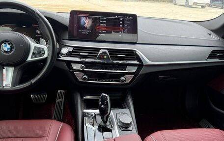 BMW 5 серия, 2021 год, 4 220 000 рублей, 2 фотография