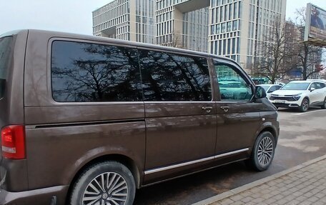 Volkswagen Multivan T5, 2012 год, 1 960 000 рублей, 5 фотография