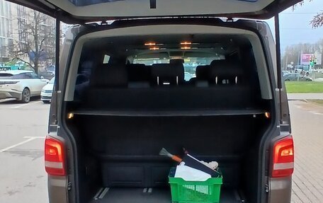 Volkswagen Multivan T5, 2012 год, 1 960 000 рублей, 16 фотография