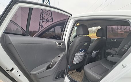 Hyundai IONIQ, 2019 год, 2 200 000 рублей, 11 фотография