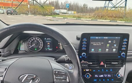 Hyundai IONIQ, 2019 год, 2 200 000 рублей, 19 фотография