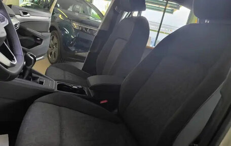 Volkswagen Golf VIII, 2025 год, 3 800 000 рублей, 15 фотография