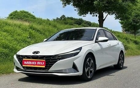 Hyundai Elantra, 2022 год, 1 345 000 рублей, 1 фотография