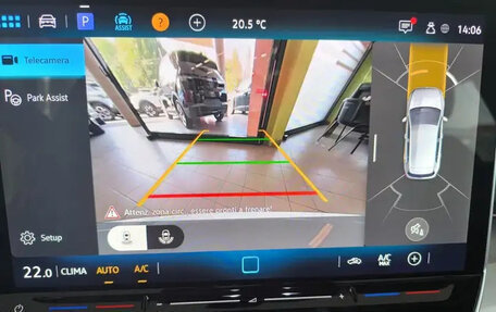 Volkswagen Golf VIII, 2025 год, 3 800 000 рублей, 16 фотография