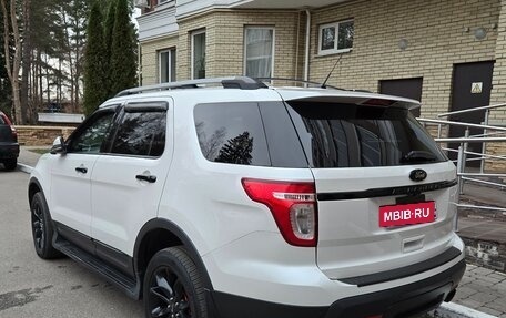 Ford Explorer VI, 2011 год, 2 480 000 рублей, 3 фотография