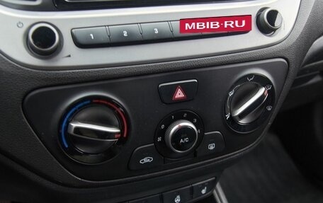 Hyundai Solaris II рестайлинг, 2017 год, 1 100 000 рублей, 6 фотография