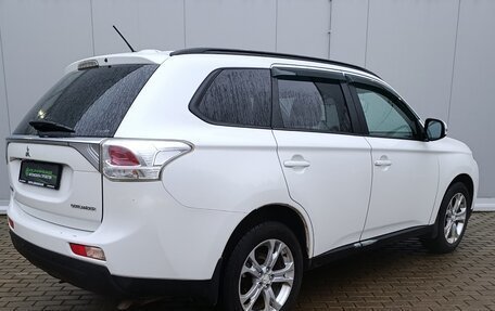 Mitsubishi Outlander III рестайлинг 3, 2012 год, 1 395 000 рублей, 5 фотография