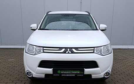Mitsubishi Outlander III рестайлинг 3, 2012 год, 1 395 000 рублей, 2 фотография