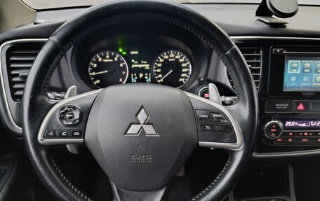 Mitsubishi Outlander III рестайлинг 3, 2012 год, 1 395 000 рублей, 22 фотография