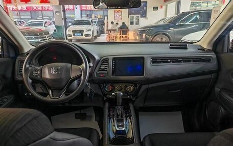 Honda Vezel, 2022 год, 1 160 500 рублей, 6 фотография