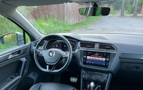 Volkswagen Tiguan II, 2017 год, 2 680 000 рублей, 9 фотография