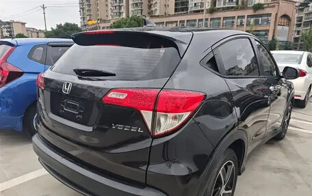 Honda Vezel, 2022 год, 1 500 000 рублей, 7 фотография