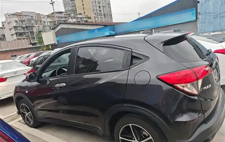 Honda Vezel, 2022 год, 1 500 000 рублей, 5 фотография