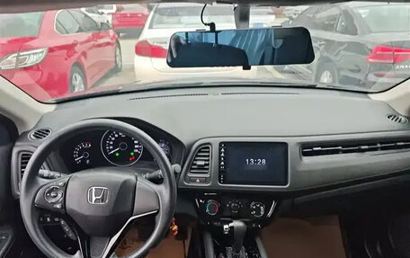 Honda Vezel, 2022 год, 1 500 000 рублей, 12 фотография