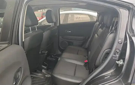 Honda Vezel, 2022 год, 1 500 000 рублей, 17 фотография