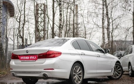 BMW 5 серия, 2017 год, 2 800 000 рублей, 2 фотография