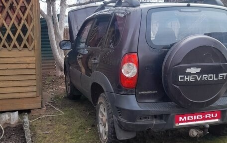 Chevrolet Niva I рестайлинг, 2011 год, 329 000 рублей, 3 фотография