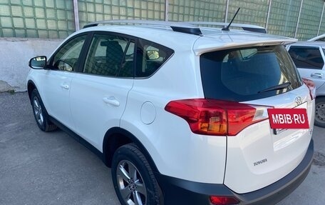 Toyota RAV4, 2014 год, 2 300 000 рублей, 5 фотография