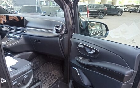 Mercedes-Benz V-Класс, 2024 год, 13 600 000 рублей, 5 фотография