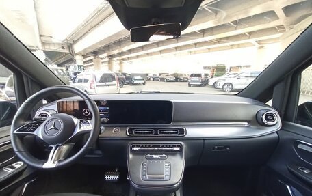 Mercedes-Benz V-Класс, 2024 год, 13 600 000 рублей, 9 фотография