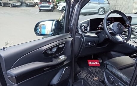 Mercedes-Benz V-Класс, 2024 год, 13 600 000 рублей, 6 фотография
