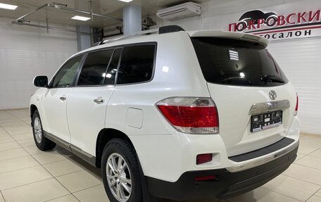 Toyota Highlander III, 2011 год, 1 550 000 рублей, 6 фотография