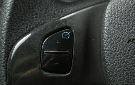 Renault Logan II, 2016 год, 859 000 рублей, 12 фотография