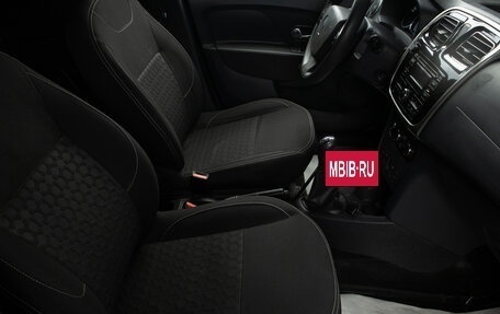 Renault Logan II, 2016 год, 859 000 рублей, 17 фотография