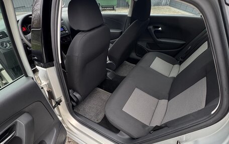 Volkswagen Polo VI (EU Market), 2012 год, 1 230 000 рублей, 13 фотография