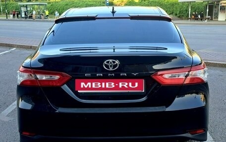 Toyota Camry, 2021 год, 3 100 000 рублей, 5 фотография