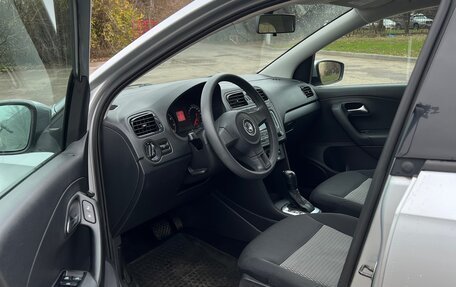 Volkswagen Polo VI (EU Market), 2013 год, 900 000 рублей, 22 фотография