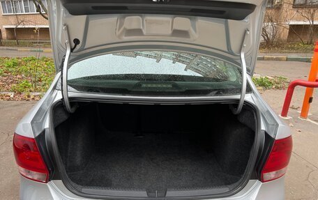 Volkswagen Polo VI (EU Market), 2013 год, 900 000 рублей, 28 фотография