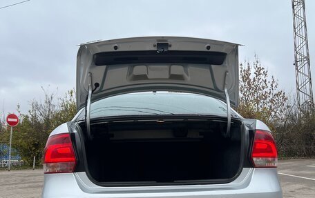 Volkswagen Polo VI (EU Market), 2013 год, 900 000 рублей, 20 фотография