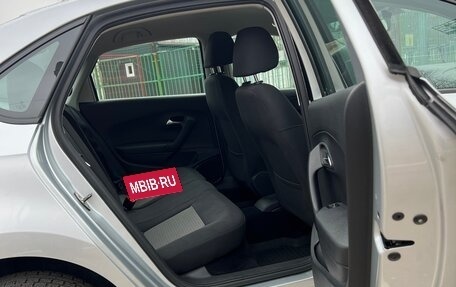 Volkswagen Polo VI (EU Market), 2013 год, 900 000 рублей, 18 фотография